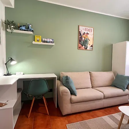 Cozy & Budget Apartment Near The Beach Domaso Exterior foto