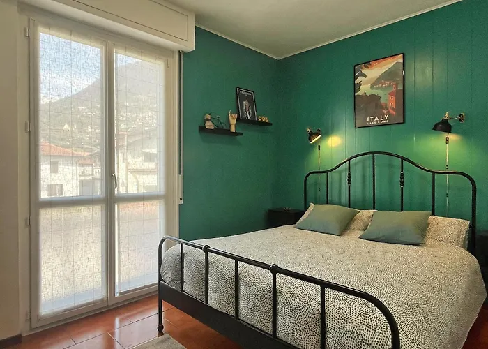 Cozy & Budget Apartment Near The Beach